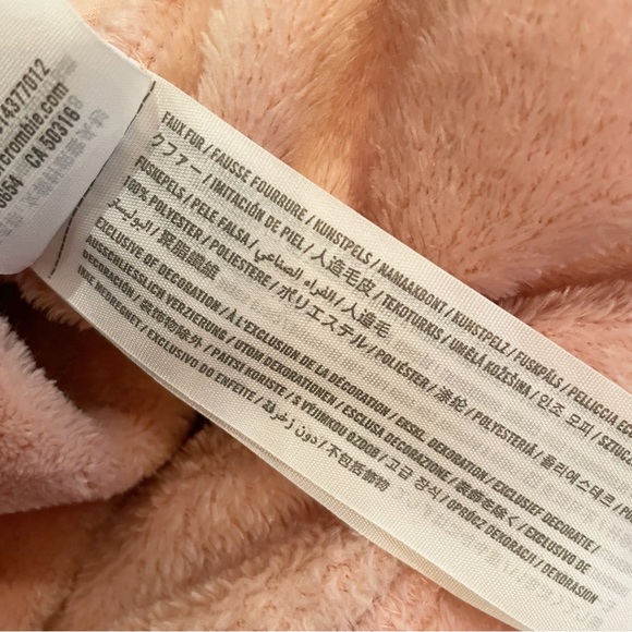 Hollister Faux Fur Half Zip Pullover Blush Pink Fleece Cozy Cropped Med Cozy - Picture 6 of 7